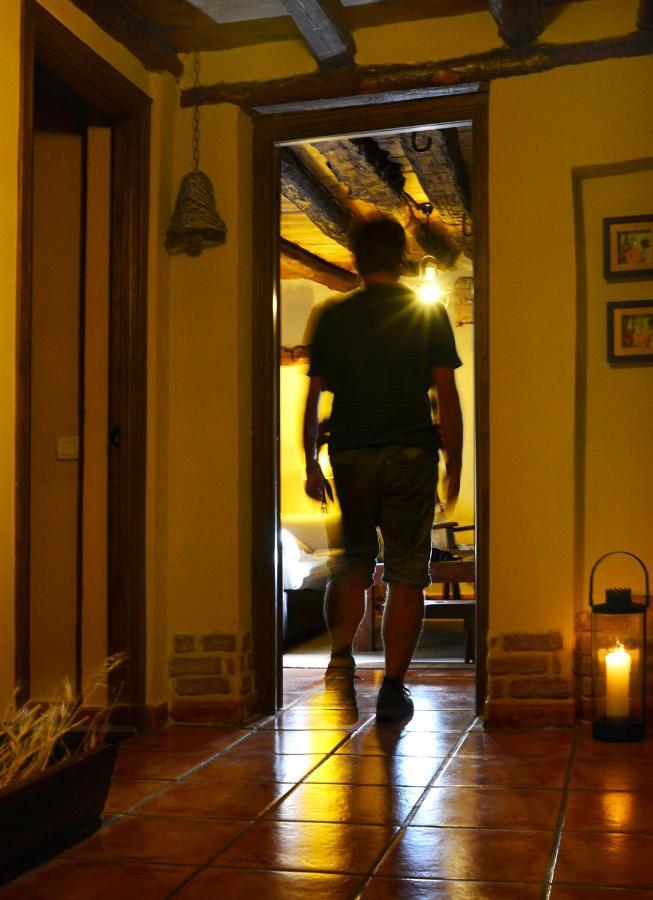 La Casita De Leire Casa de hóspedes Tamajon Exterior foto